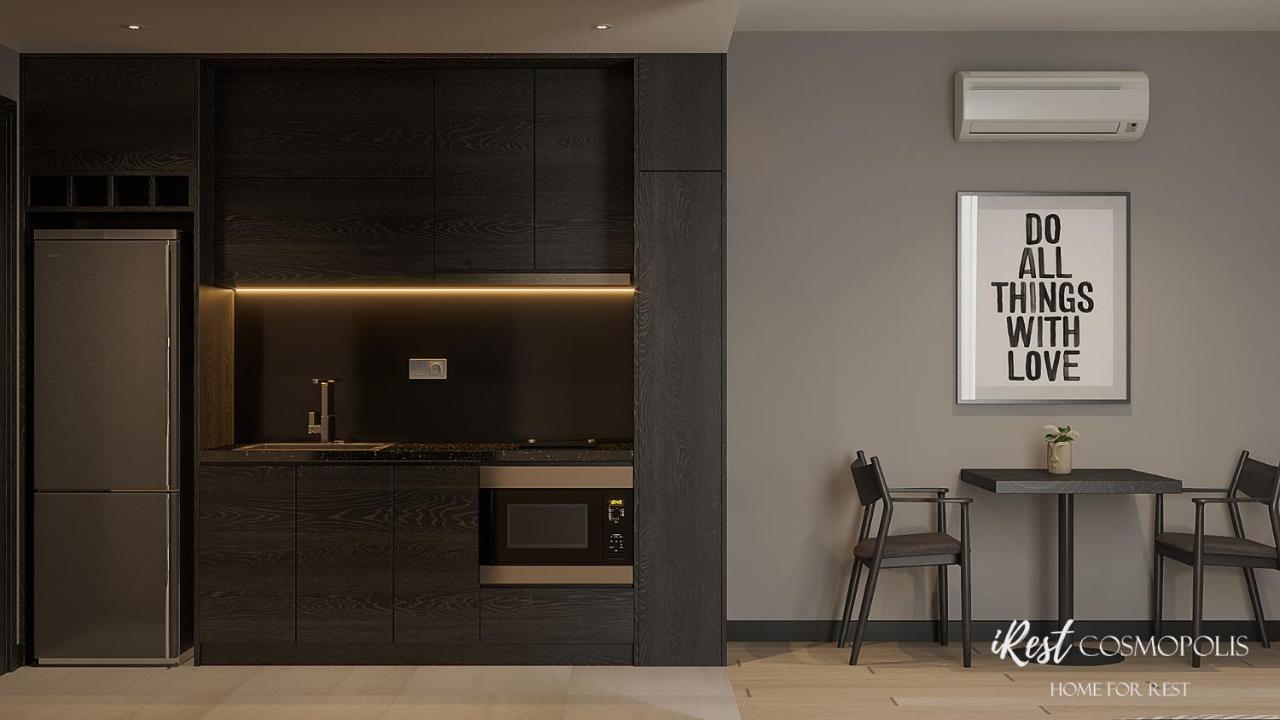 Aparthotel Irest Cosmopolis Vinh Yen Esterno foto